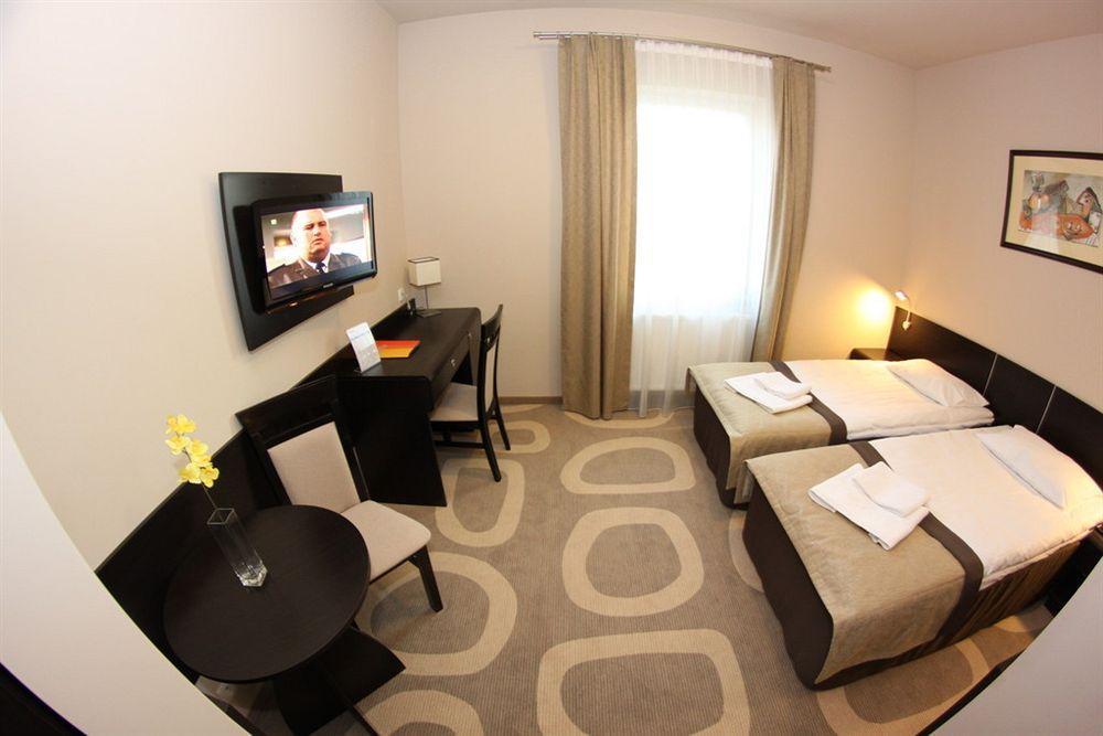 Hotel Picaro Stok Łagów Esterno foto