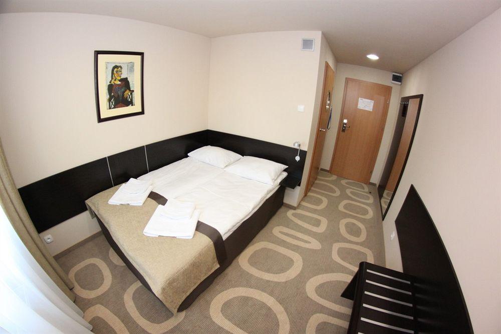 Hotel Picaro Stok Łagów Esterno foto