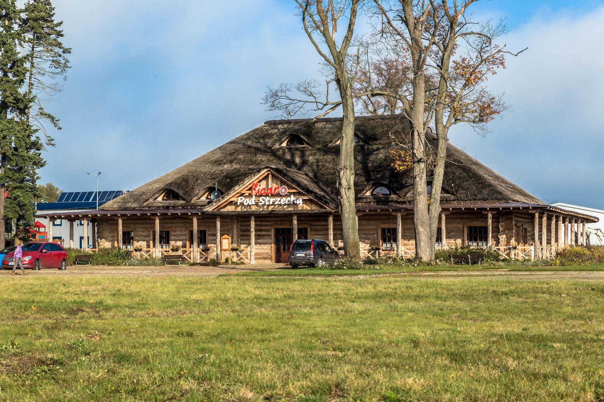 Hotel Picaro Stok Łagów Esterno foto