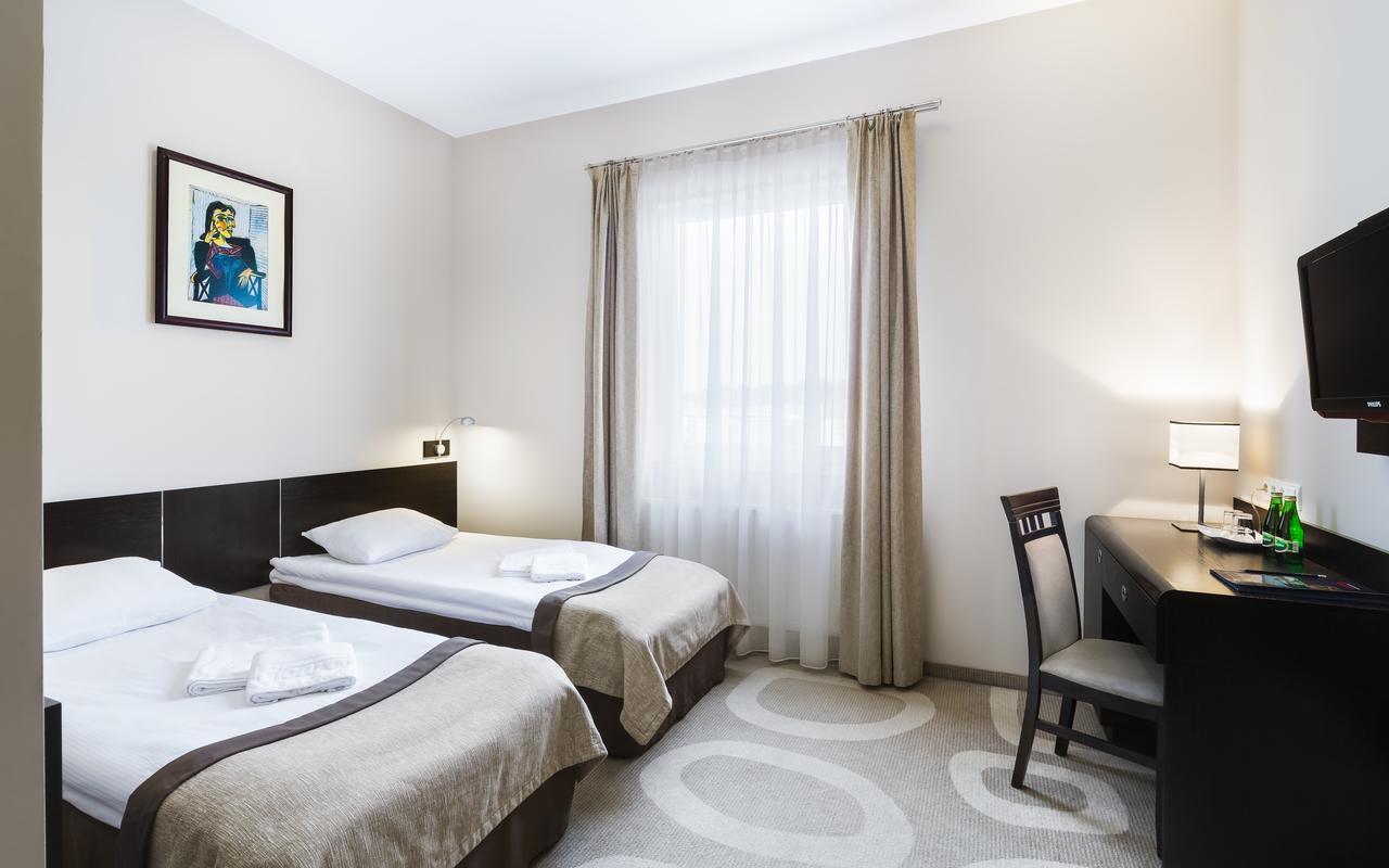 Hotel Picaro Stok Łagów Esterno foto